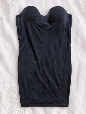 Victoria's Secret Sculpting Strapless Body Shaper Slip In Black Size 36A